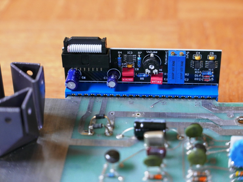 Interface board on the PONG PCB's edge connector